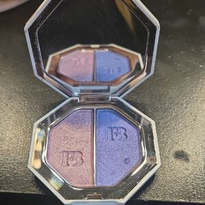 Fenty Beauty Shimmer Duo in Lavender & Periwinkle Blue